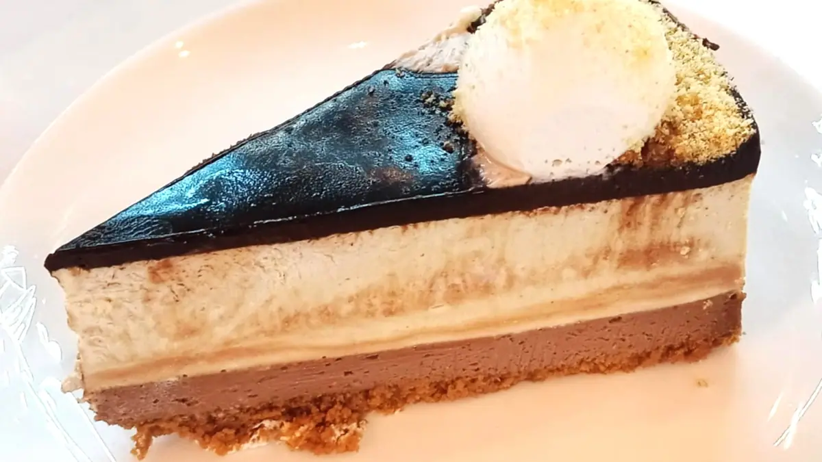 House of Cake – cake shop in Berry Hill, Mansfield